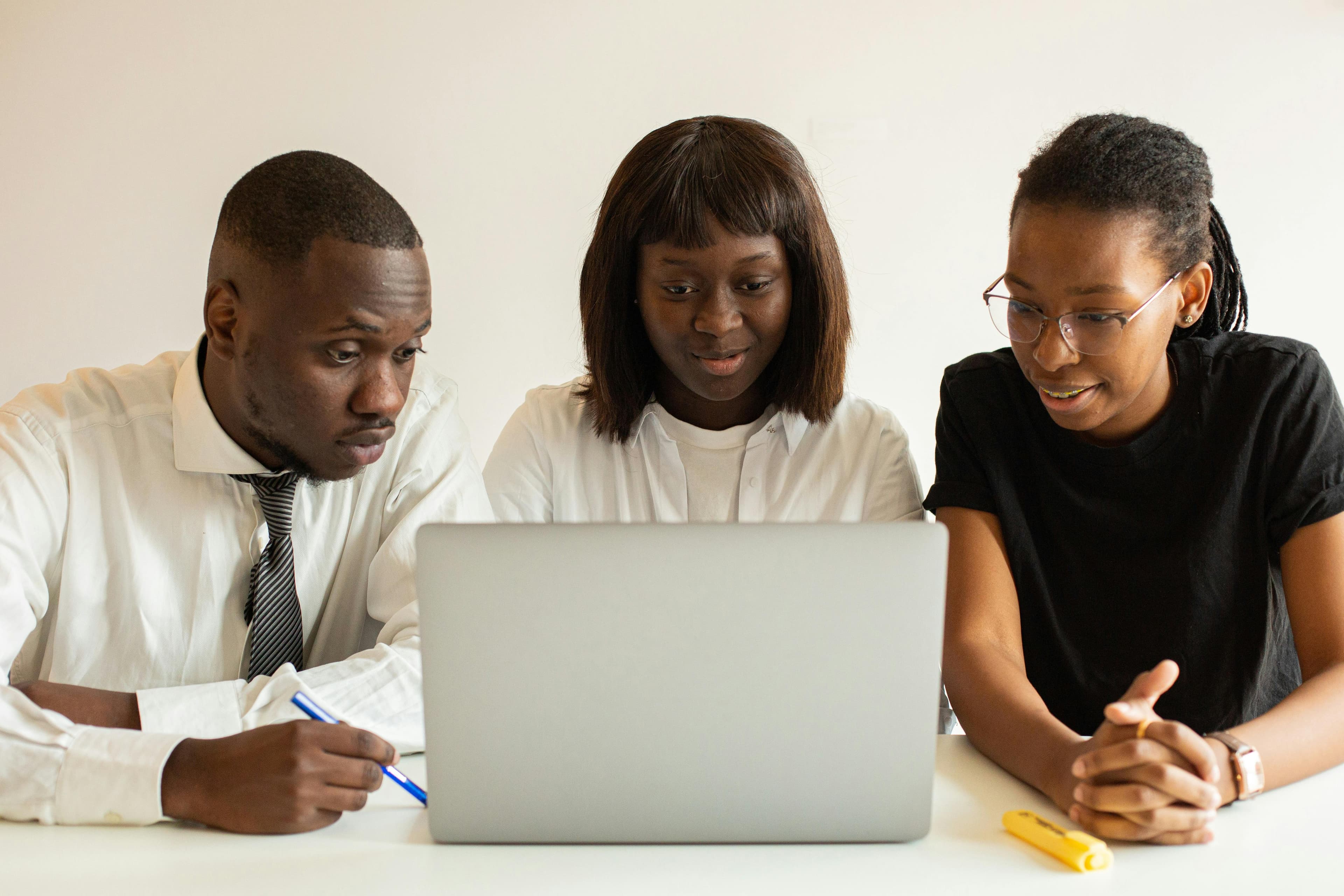 Mastering Multilingual Messaging in Kenya..