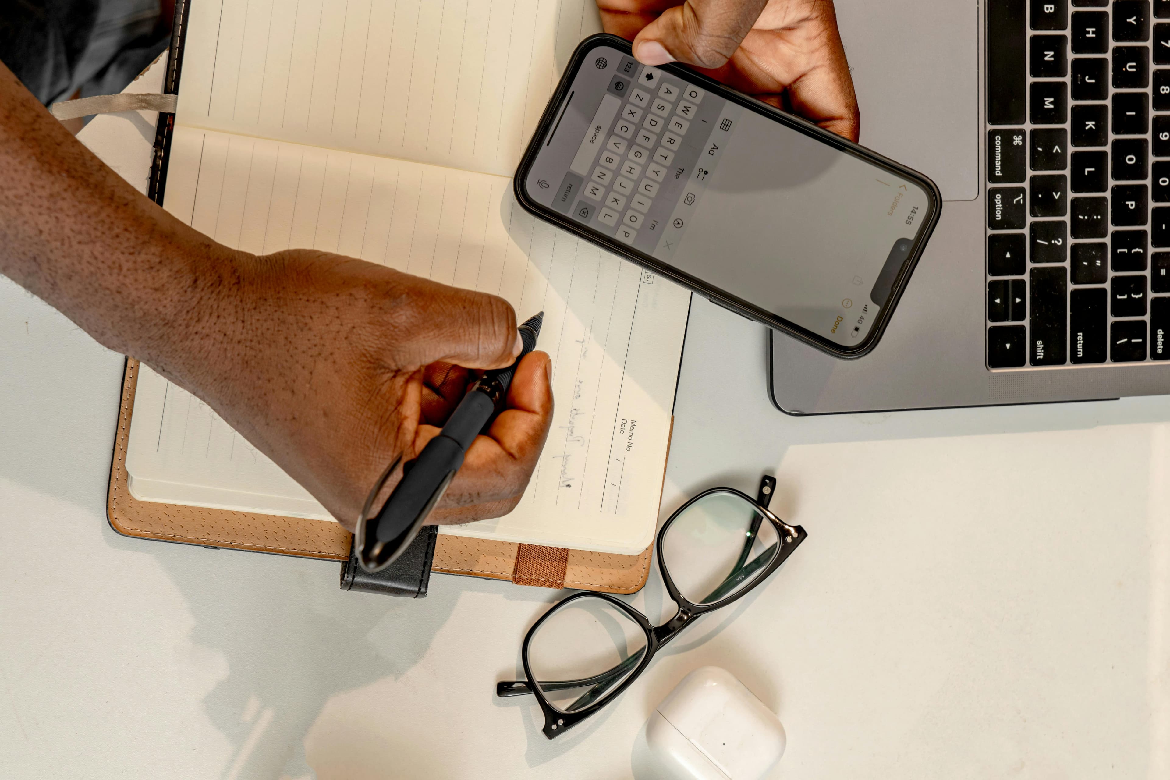 Scheduling vs. Instant Send: Best Use Cases for Each in Kenya.